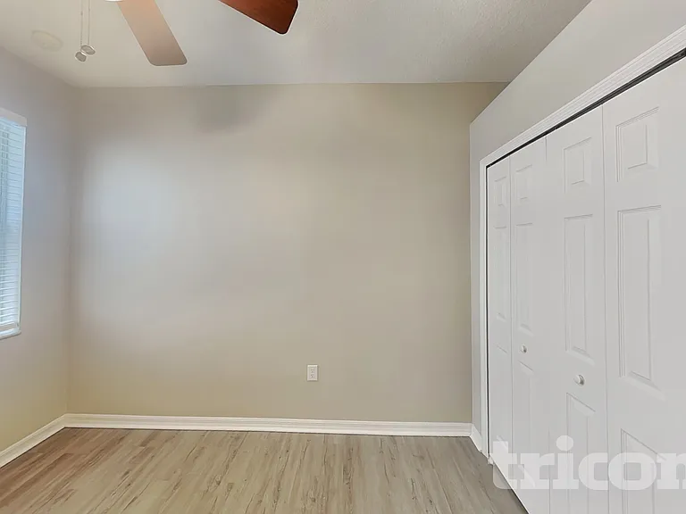 351 Fairmount Park Ct — Photo 13