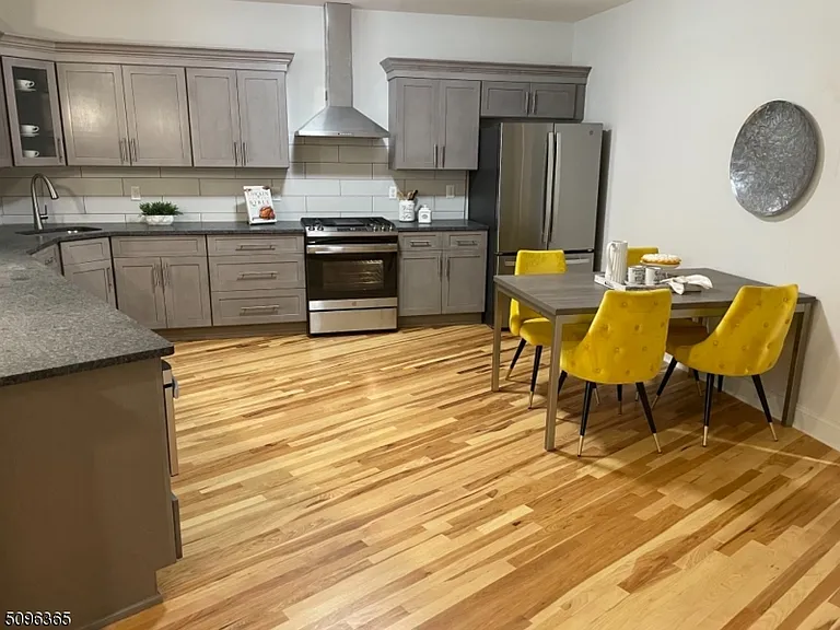 501 South Ave #214 — Photo 2