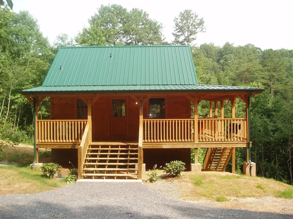 Lake Dr, Gatlinburg, TN 37738
