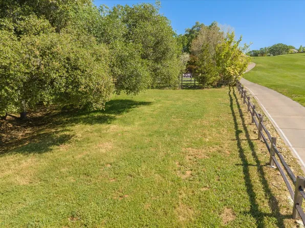 Perlina Ter, Angels Camp, CA 95222