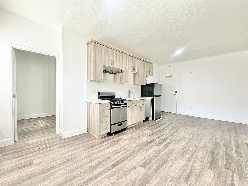1st image of 1417 N Bronson Ave APT 205