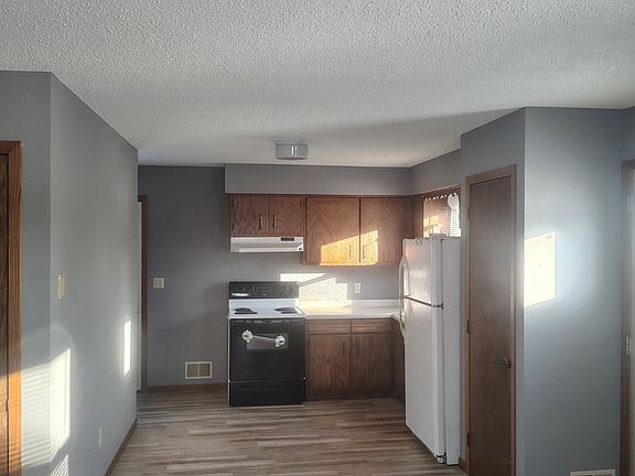 2nd image of 3575 Vermillion St Unit 1