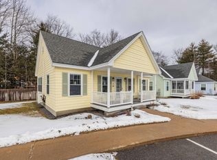 26 Summer Winds Dr #26, Old Orchard Beach, ME 04064