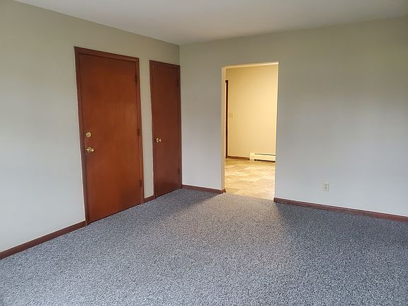 3rd image of 157 W 30th St #12