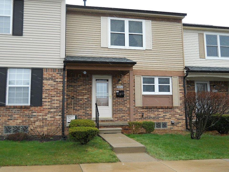 1st image of 3534 Burbank Dr