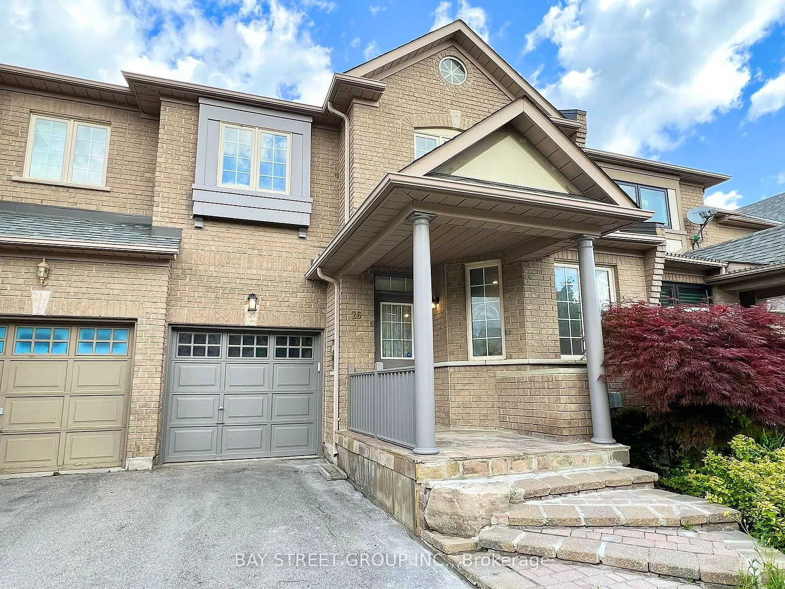 4 bed, $3,580 — Photo 2