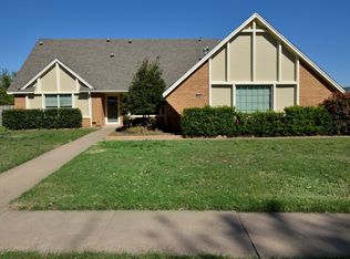 9837 E 37th Pl, Tulsa, OK 74146