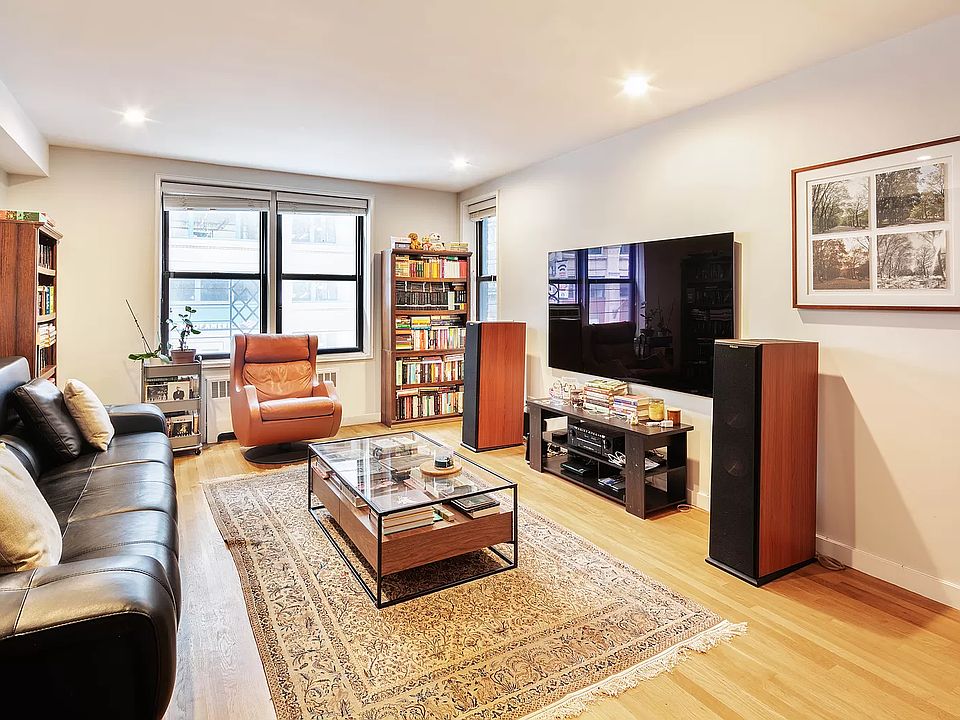 1st image of 60 9th Ave #205
