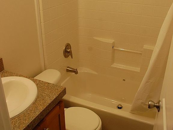 5th image of 4450 356th Dr SE #10