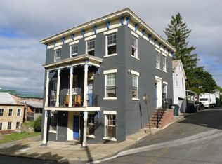 11 Thompson St APT 2, Catskill, NY 12414
