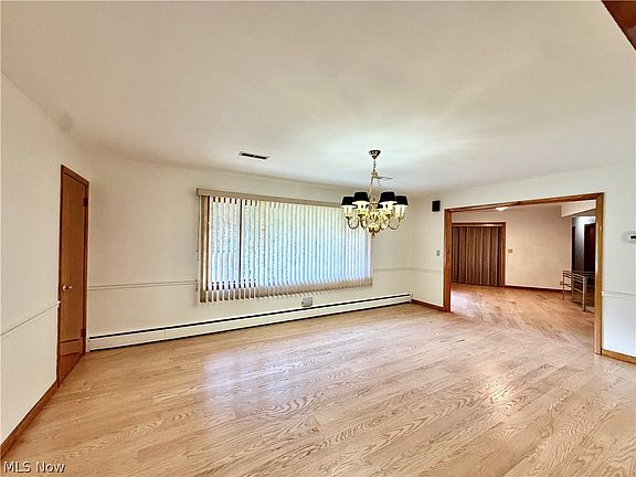 4th image of 1050 Melwood Dr NE