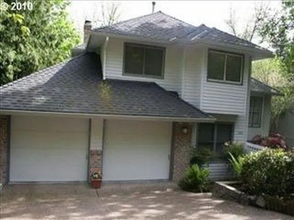 3068 Duncan Dr, Lake Oswego, OR 97035