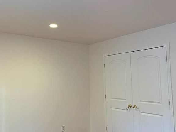 3rd image of 7874 82nd Street