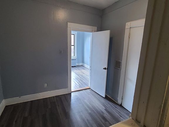 3rd image of 142 School St #2S