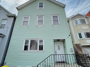 107 Grant Ave, Harrison, NJ 07029