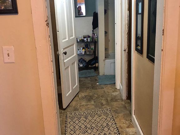 5th image of 1010 E Clarke St #A