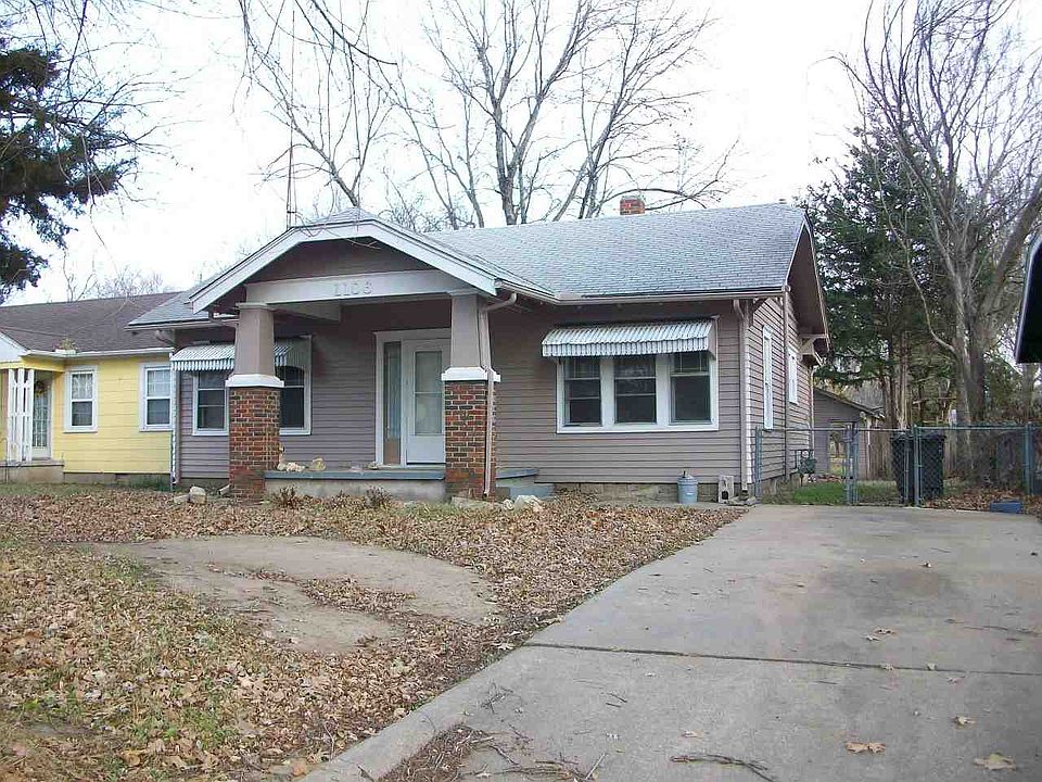 1st image of 1106 N D St