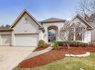 2345 Legacy Dr, Aurora, IL 60502