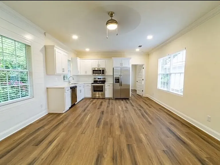 316 Palm St — Photo 3