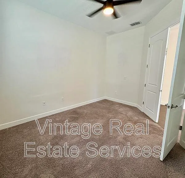 4645 Butler National Dr — Photo 6