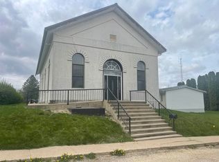 112 S Pine St, West Union, IA 52175