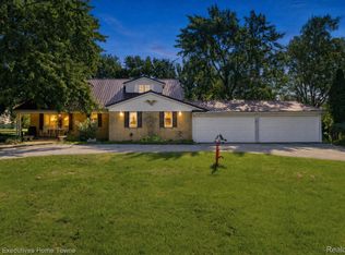 5593 Fairway Ln, Lexington, MI 48450