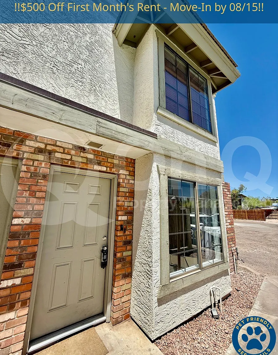 2 bed, 1.5 bath, 1048 sqft, $1,799 — Photo 1