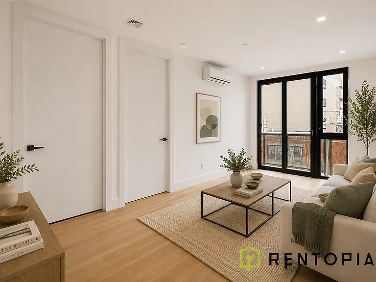 5 Withers St #4C — Photo 2