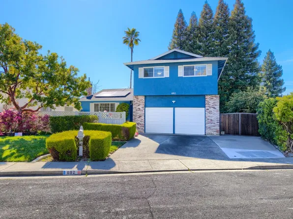692 Linwood Street, Vacaville, CA 95688