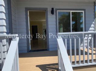 1715 Matthews Ln, Santa Cruz, CA 95062