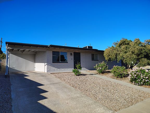 2nd image of 8124 E Victoria Dr