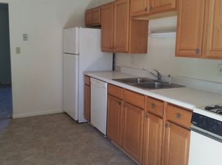 921 Avenue Of The Cities APT 1, East Moline, IL 61244