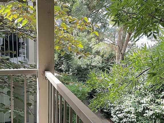 5th image of 3149 Forest Hills Dr APT 7