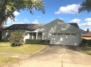 309 Devonshire St, Dixon, IL 61021