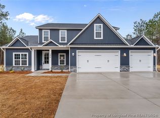 394 Zeppelin Ln, Raeford, NC 28376