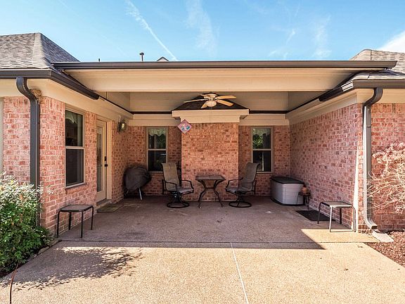 5th image of 1316 Rain Hollow Cir E