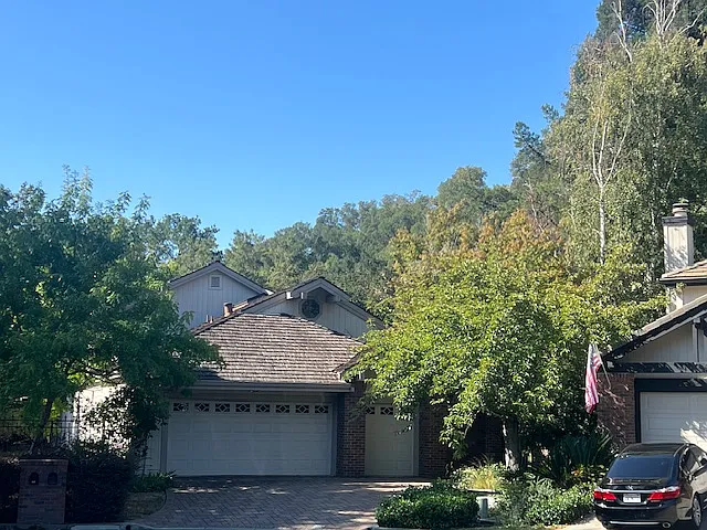 30 Live Oak Way
