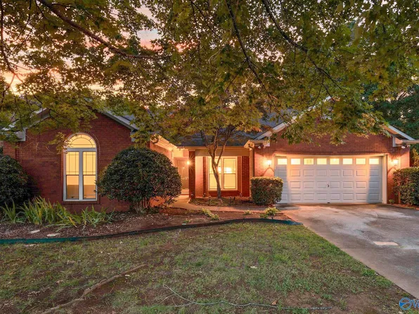 132 Dawn Dr, Madison, AL 35758