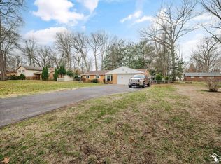 7679 Indian Rd, Temperance, MI 48182