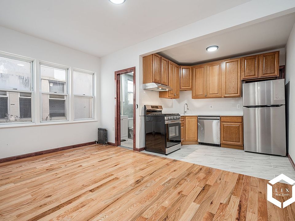 1st image of 28 E 31st St #1