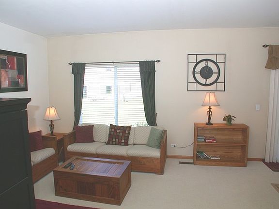 4th image of 217 Nicole Dr Unit E