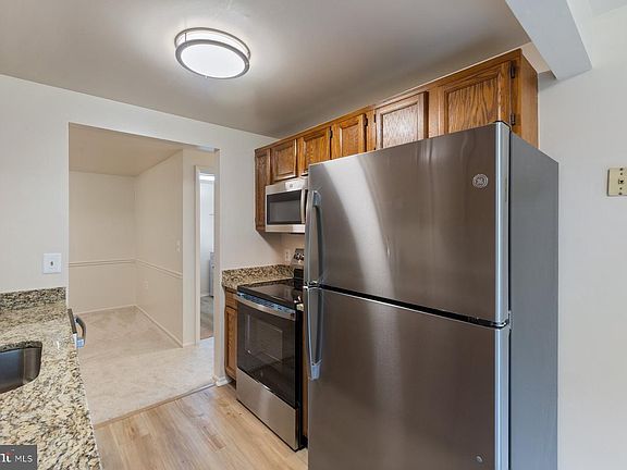 4th image of 18011 Chalet Dr APT 102