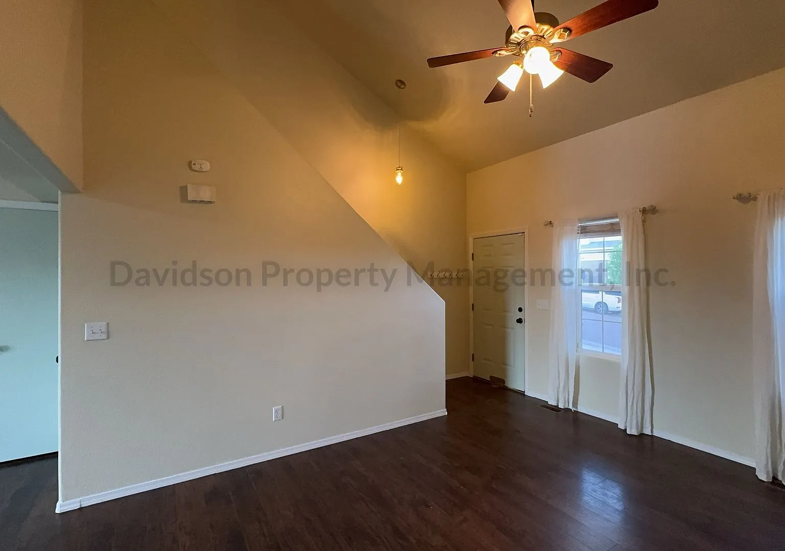 Cozy 2 Bedroom House in North Fountain — Photo 3