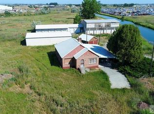 2145 N Yellowstone Hwy, Idaho Falls, ID 83401