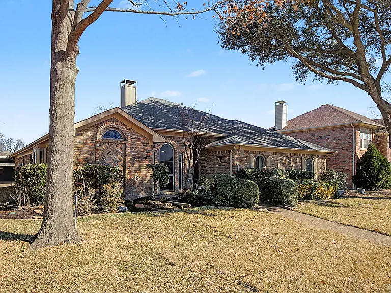 1203 Babbling Brook Dr — Photo 28