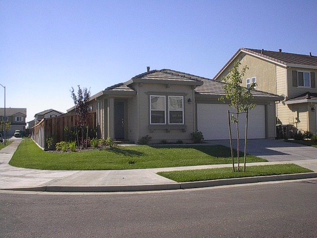 1st image of 3170 Bowen Isl St