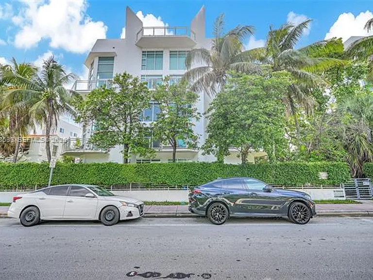 7728 Collins Ave #5 — Photo 39