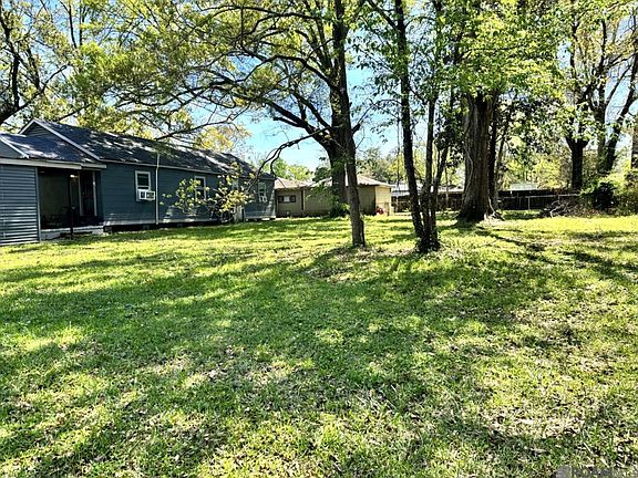 4th image of 3631 Eaton St