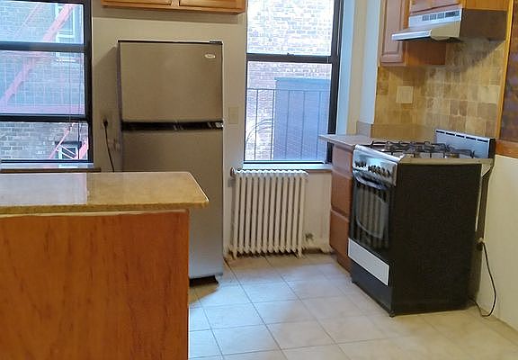 2nd image of 1694 2nd Ave #2SE