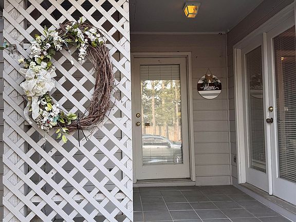 2nd image of 2847 Westchester Dr SW